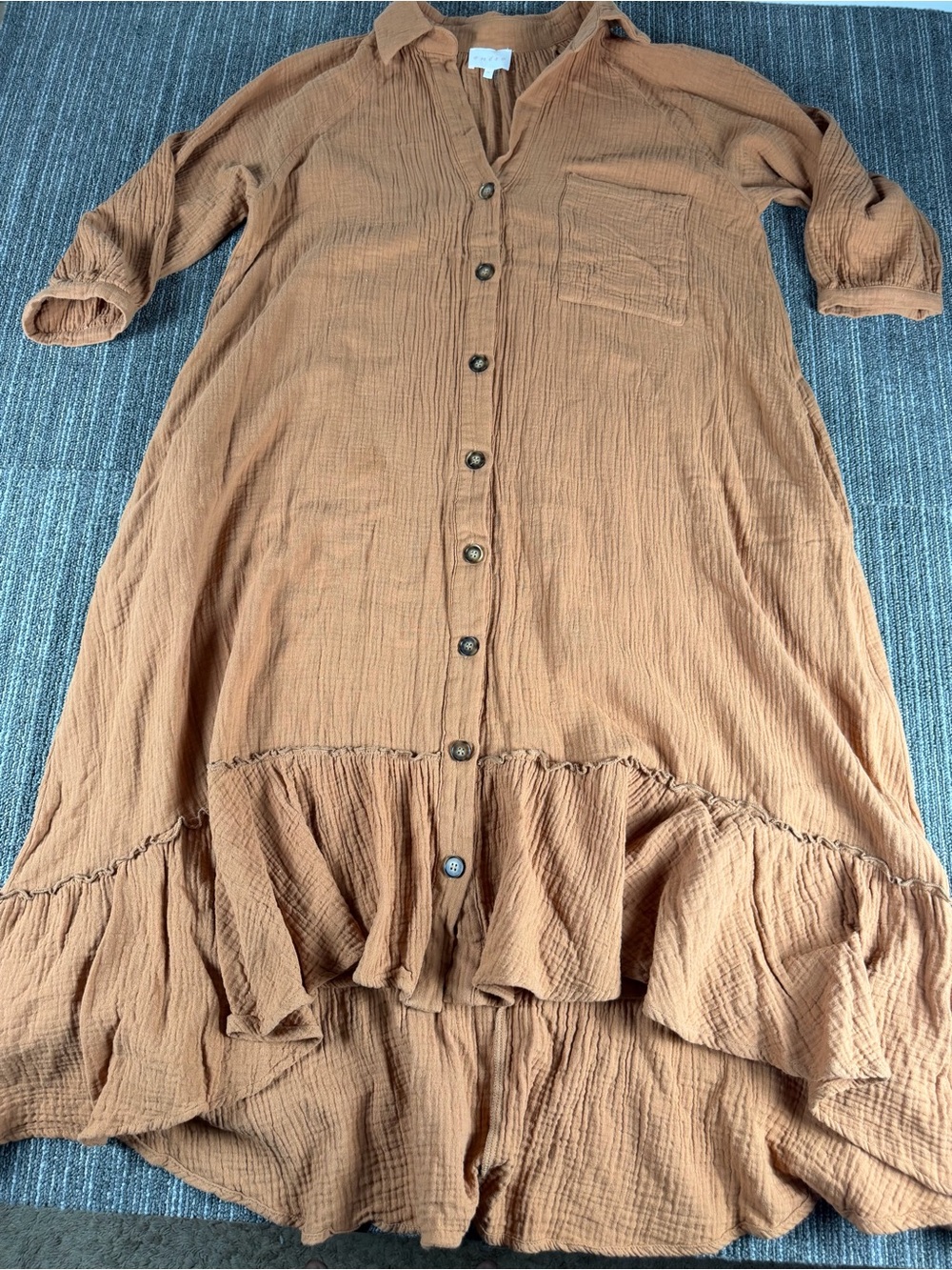 Entro High-Low Ruffle Button-Front Dress in Caramel size s Great Fall Dress!